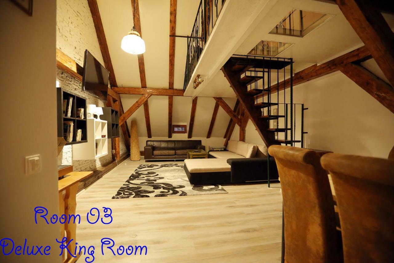 4 Rooms Piata Sfatului Braşov Exteriör bild