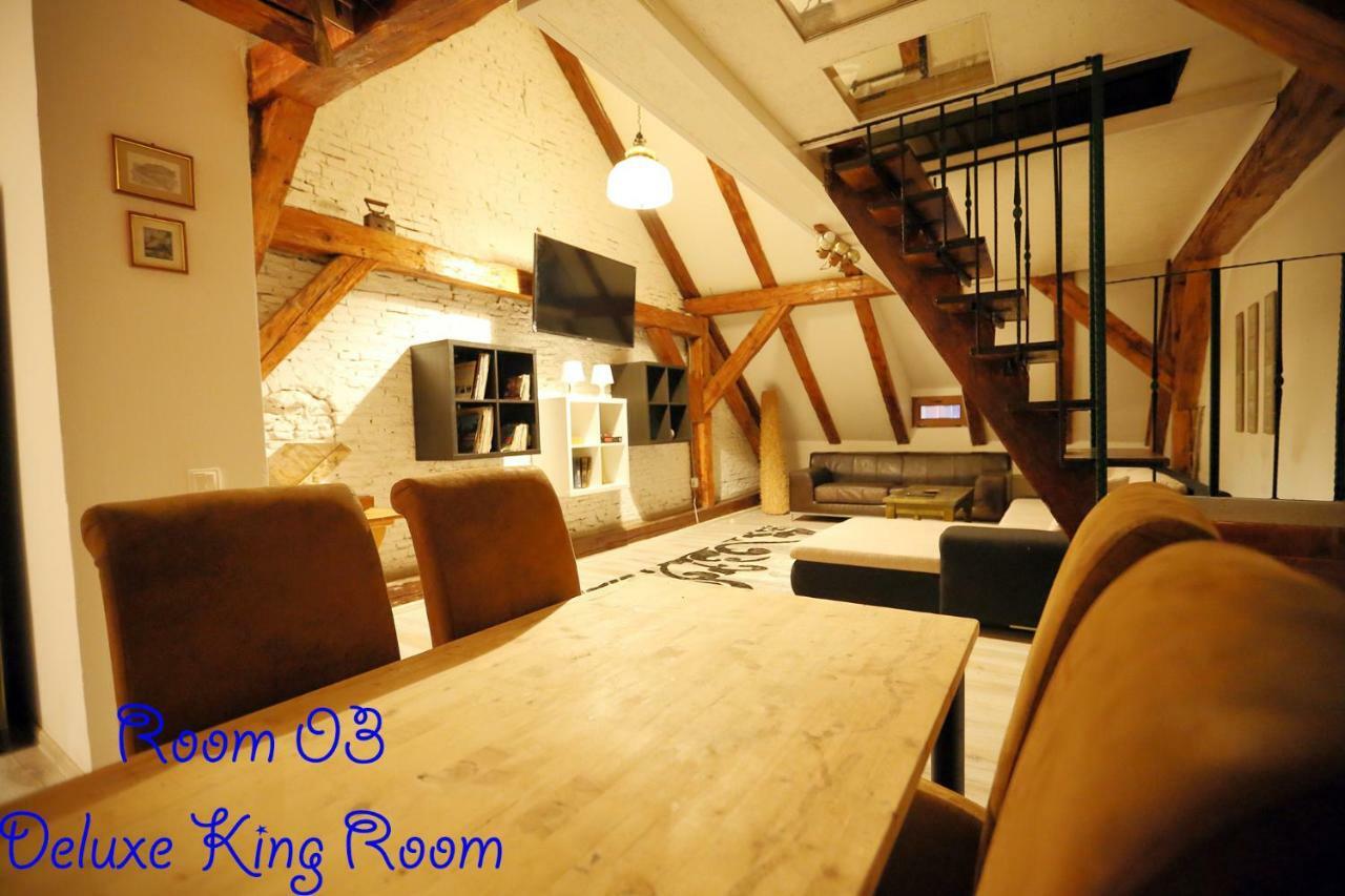 4 Rooms Piata Sfatului Braşov Exteriör bild