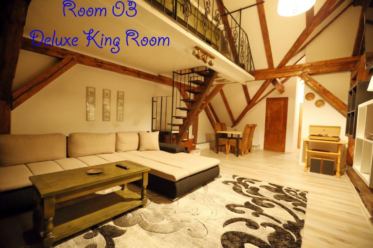 4 Rooms Piata Sfatului Braşov Exteriör bild